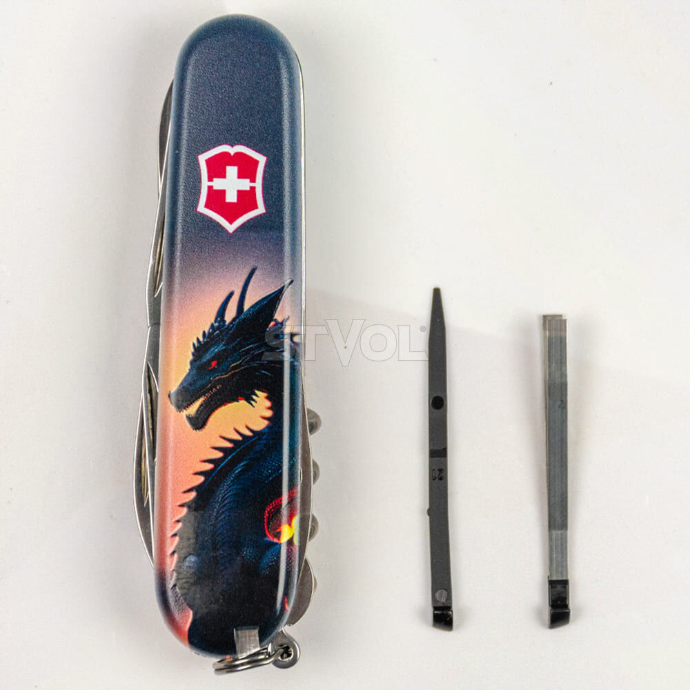 Ніж Victorinox Swiss Army Climber Zodiac Дракон у сонячних променях фото 4