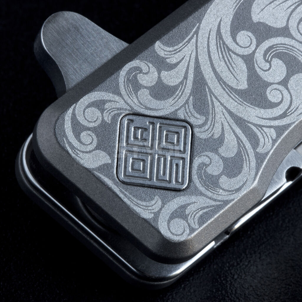 Нож Ocaso "Solstice", Engraved  titanium, Scroll Pattern, Satin Фото 2
