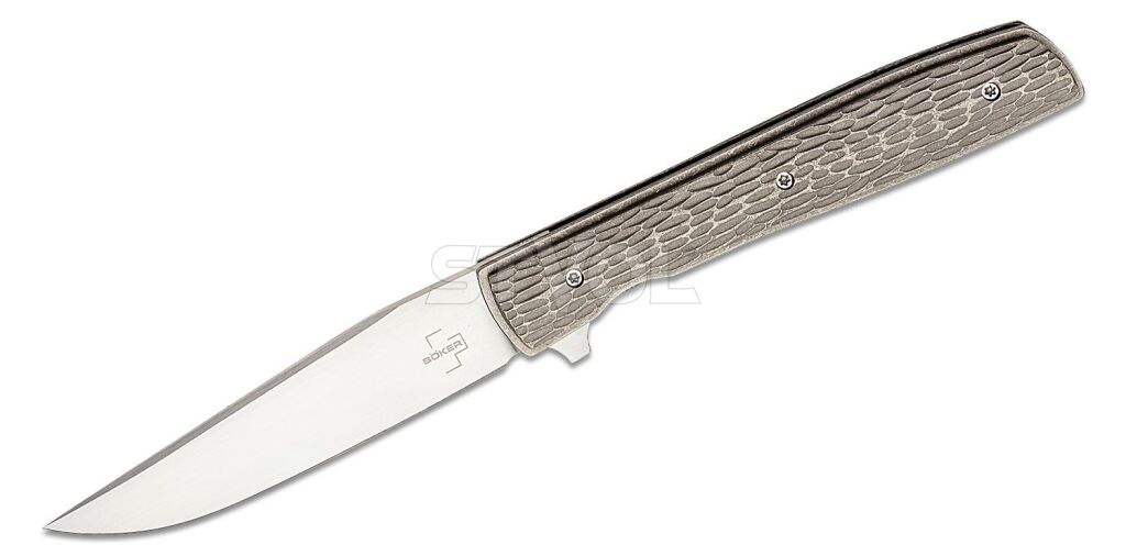 Нож Boker Plus "Urban Trapper Jigged Titanium"