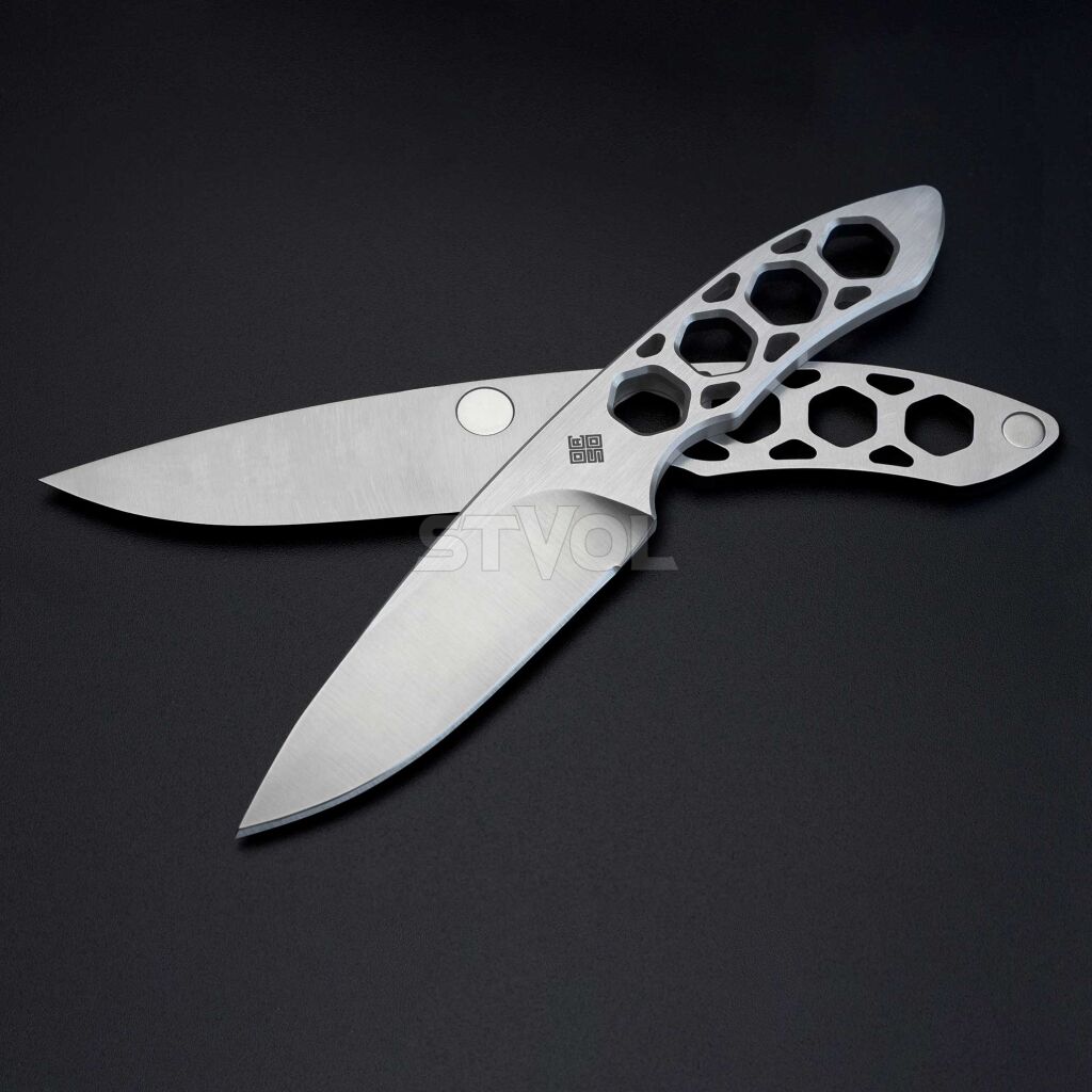 Набір з двох ножів Ocaso "Duo Desk Knife Spear Point" із підставкою з деревини горіха фото 2