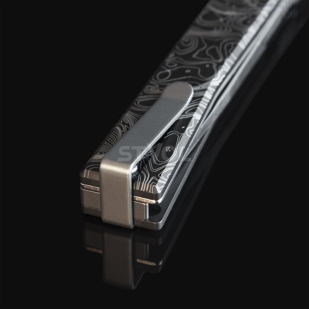 Ніж Ocaso "Solstice", Engraved titanium, Topo Pattern, Satin фото 7