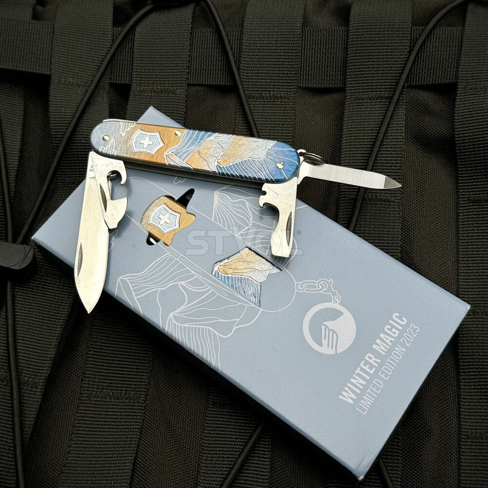 0.2601.22E1 Нож Victorinox Cadet Winter Magic LE 2023 Фото 3