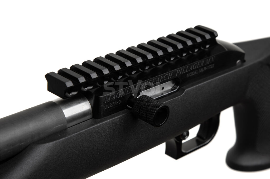 Карабин нарезной Magnum Research MLR Switchbolt Thumbhole кал.22LR Фото 10